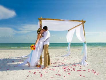 Organiser son mariage sur la plage