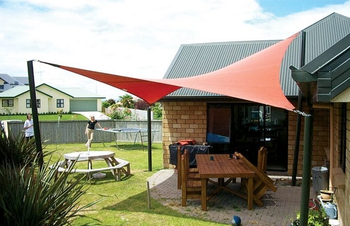Pourquoi choisir la voile d’ombrage pour décorer son jardin ?