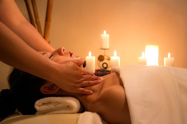 Massages sensuels : masser le dos